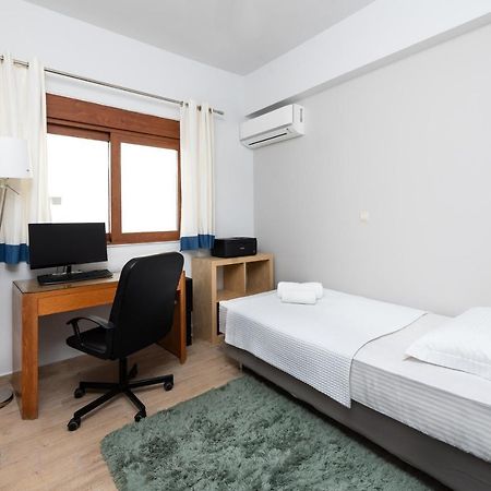 Ritas Modern In-City House Rhodes City Eksteriør billede