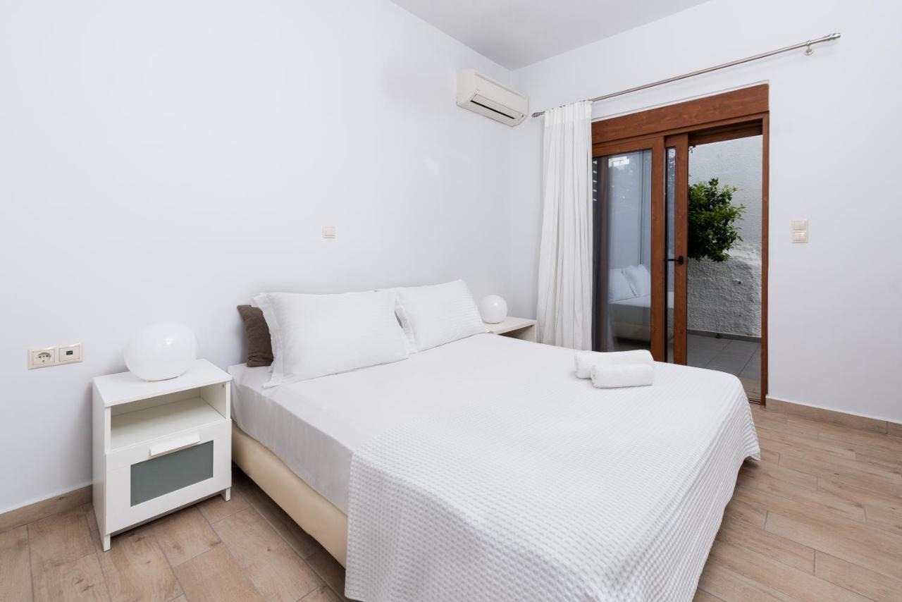 Ritas Modern In-City House Rhodes City Eksteriør billede